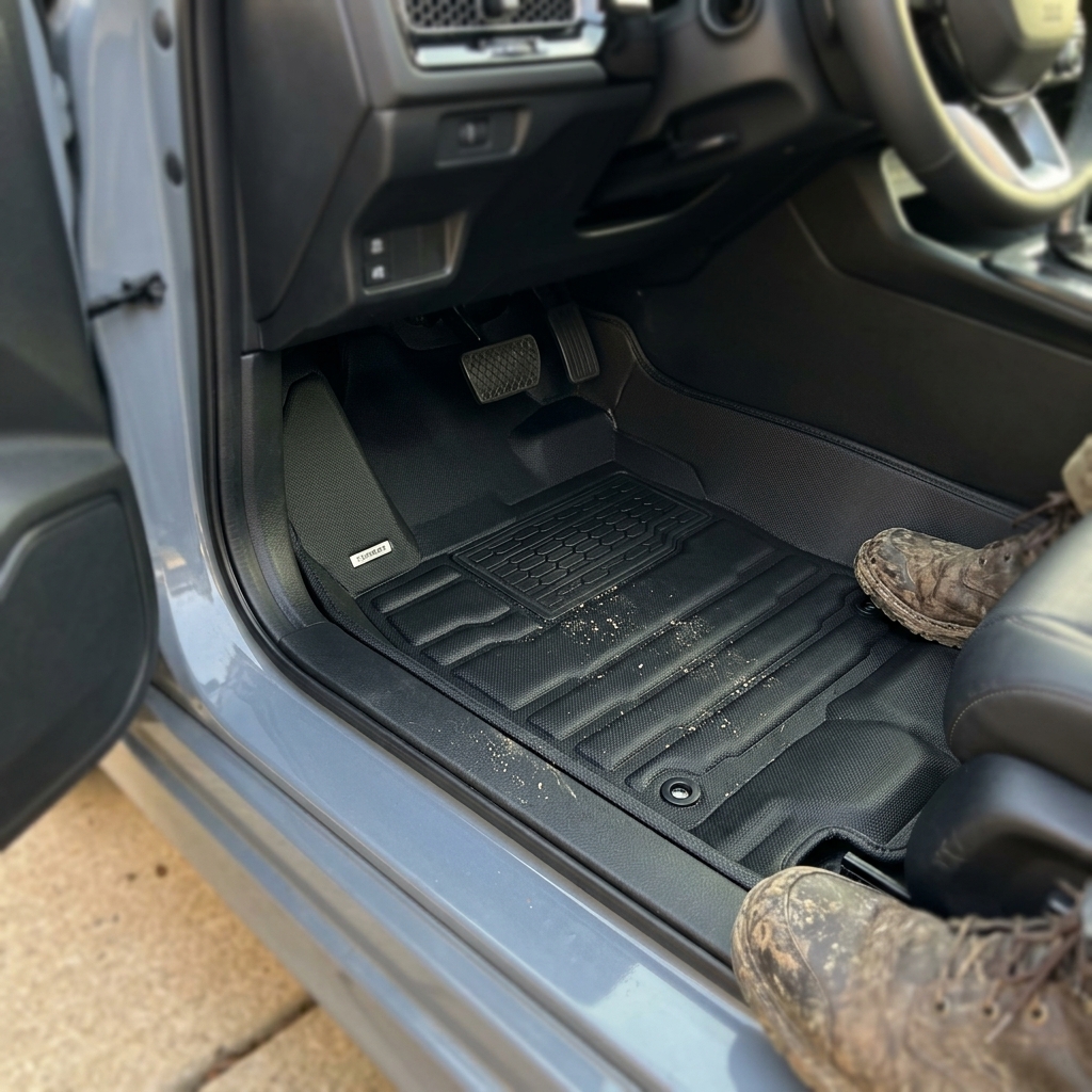 TuxMat Honda Civic floor mat: precision laser-scanned fit